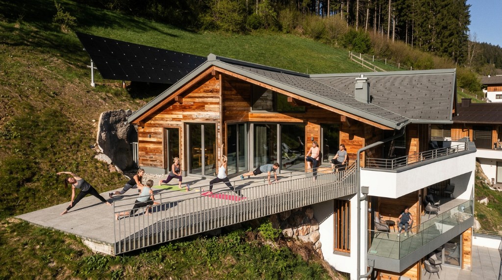 Yoga auf der Terrasse
